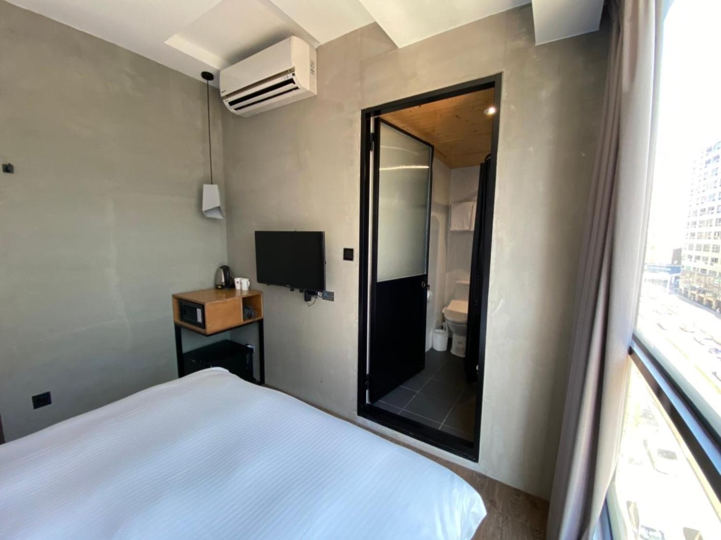 Just Inn Xin Yi 正旅館 信義 Taipei Exterior photo